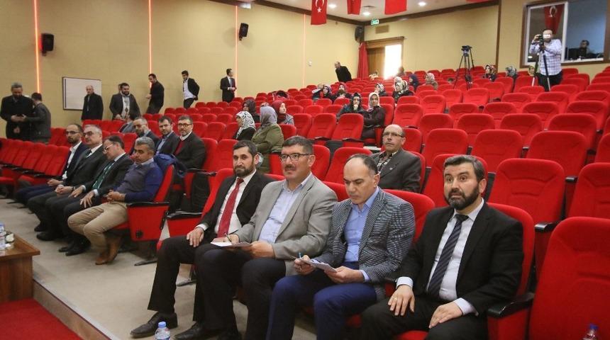 Hacılar&rsquo;da &rsquo;&Ccedil;anakkale Şehitlerine&rsquo; Şiir Okuma Yarışması