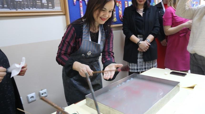 Yabancı eğitmenler el sanatlarını öğrendi