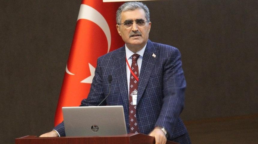 Konuk: &ldquo;Tevhid ruhu &Ccedil;anakkale şehitlerimizin mirası, o ruh bug&uuml;n&uuml;n meselelerini aşmamızın da teminatı&rdquo;