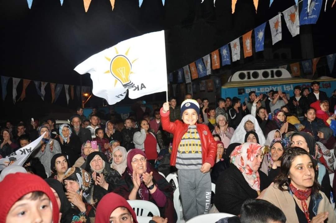 Cumhur ittifakının &Ccedil;iftlik mitingi dua ile başladı