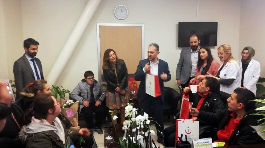 &Ouml;zel &ouml;ğrencilerden &ouml;zel ziyaret