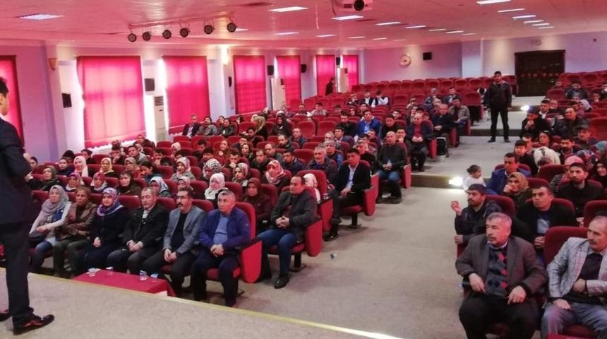 Gezer, sandık eğitim programına katıldı