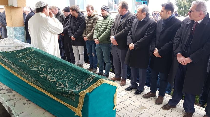 MHP'li başkanın eşinin cinayet ş&uuml;phelisi adliyeye sevk edildi (2)