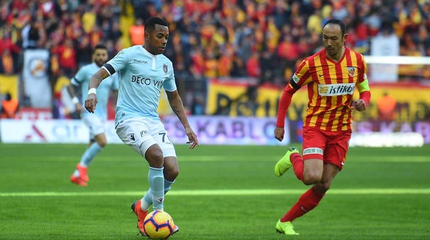 Kayserispor 1 - 1 Başakşehir 