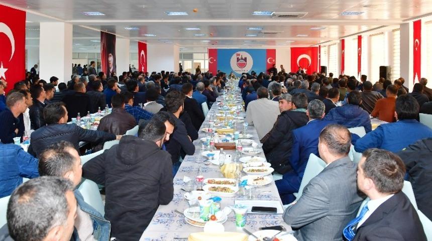 Vali G&uuml;zeloğlu korucularla bir araya geldi