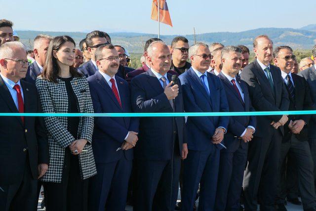 İstanbul- İzmir Otoyolu'nun 65 kilometrelik bölümü daha ulaşıma açıldı