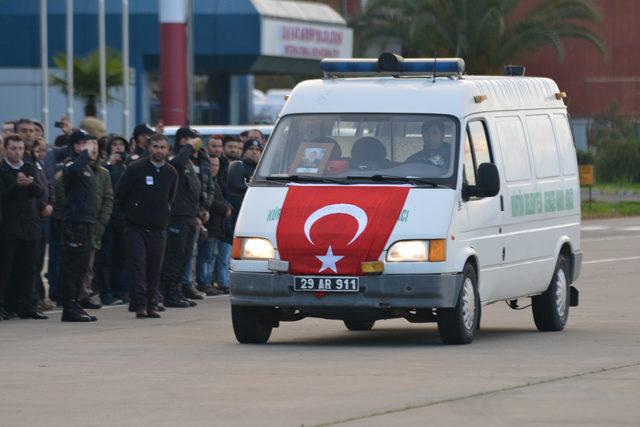 Şehit Uzman Çavuş Temel'in naaşı Gümüşhane'ye uğurlandı