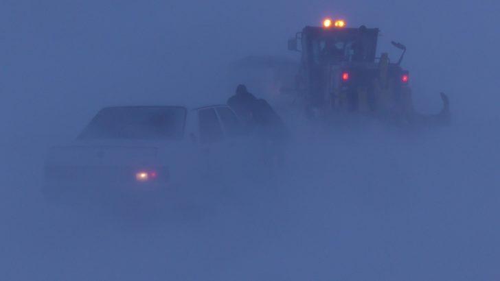 Göz gözü görmüyor! Mahsur kaldılar G2