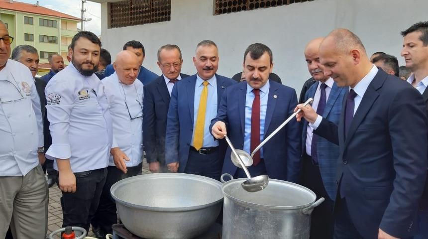 Perşembe&rsquo;de &rsquo;Gara Mancar&rsquo; festivali d&uuml;zenlendi