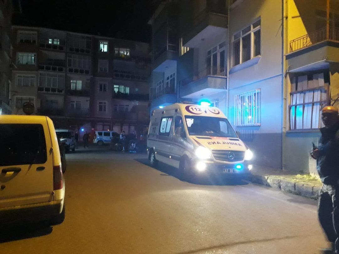 Kocaeli'nde dehşet! Evinin &ouml;n&uuml;nde bı&ccedil;aklanarak &ouml;ld&uuml;r&uuml;ld&uuml;