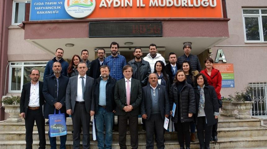 Aydınlı &ccedil;ift&ccedil;iler dijital becerilerini geliştirecek