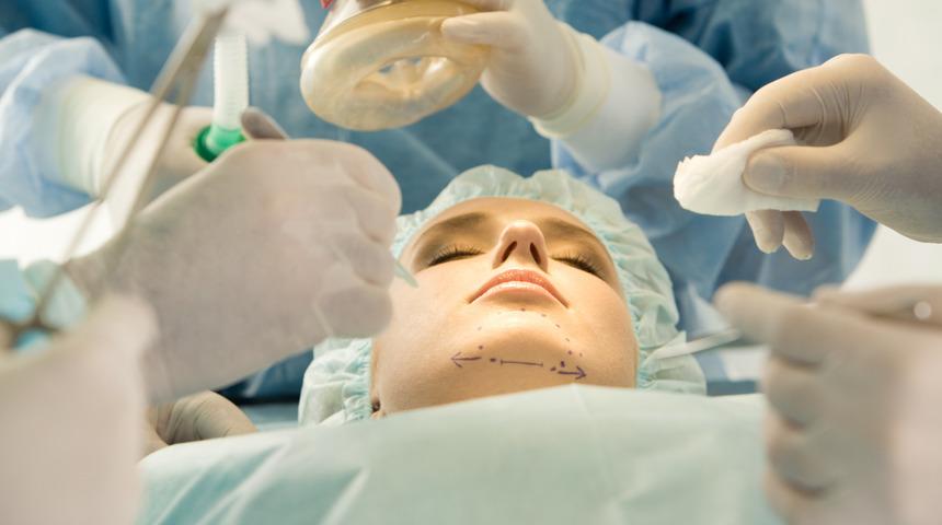 Septum deviasyonu nedir? Septum deviasyonu nelere yol açar?