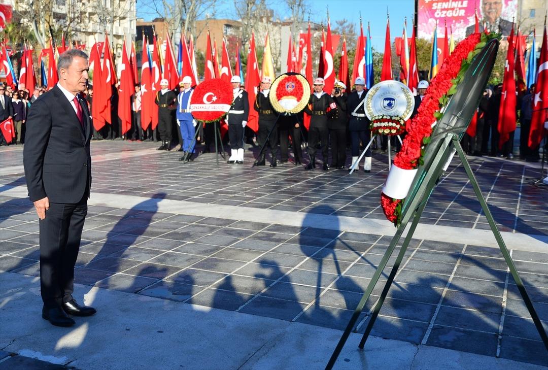 &Ccedil;anakkale Zaferi&rsquo;nin 104. yılı 21 pare top atışıyla kutlanmaya başlandı