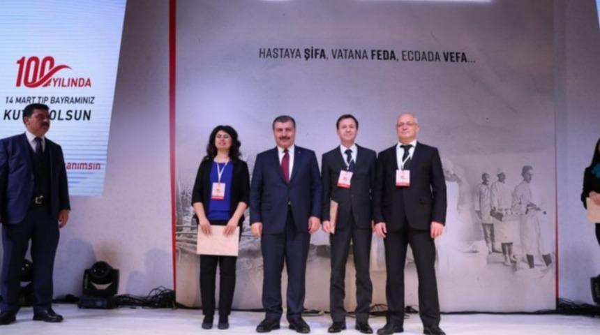 K&uuml;tahya&rsquo;da yılın doktoru Emet il&ccedil;esinden