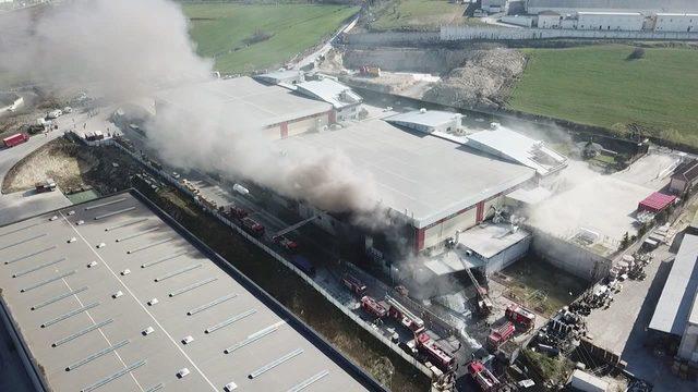 (Hava fotoğrafları) - Hadımköy'de fabrika yangını