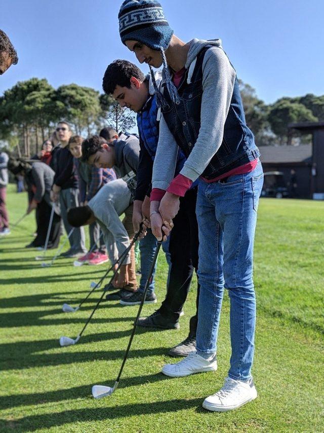 Özel öğrenciler golf sporuyla tanıştı