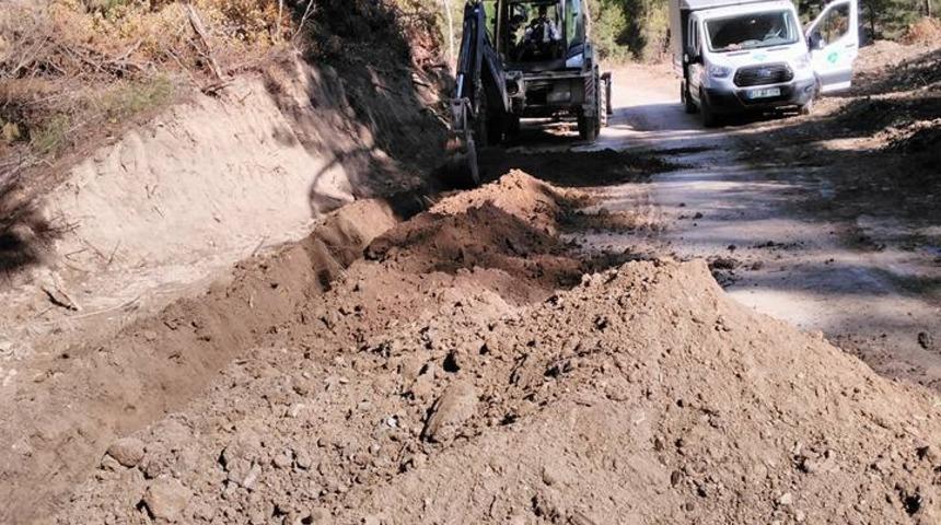 ASKİ, Feke Akoluk Mahallesi&rsquo;nin su sorununu &ccedil;&ouml;z&uuml;yor