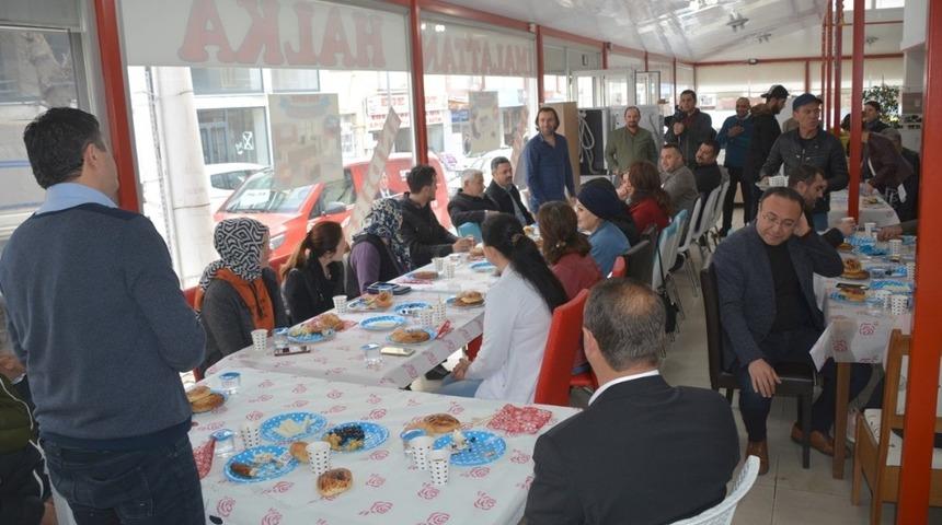 Başkan Acar, esnaflarla buluştu