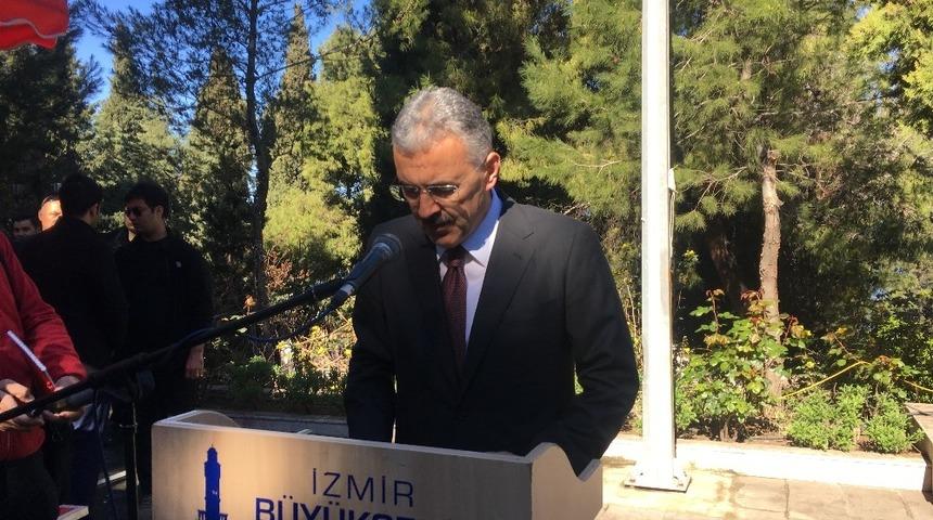 Kadifekale Şehitliği’nde 18 Mart Töreni