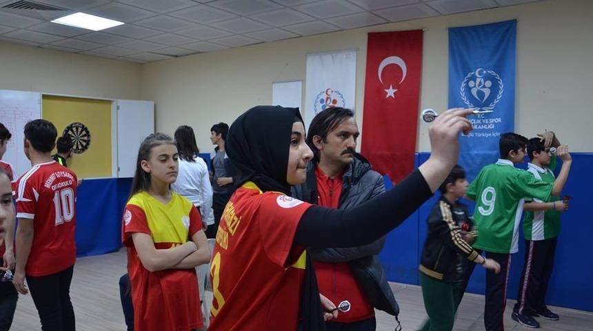 18 Mart &Ccedil;anakkale Şehitlerini Anma Dart Turnuvası Başladı