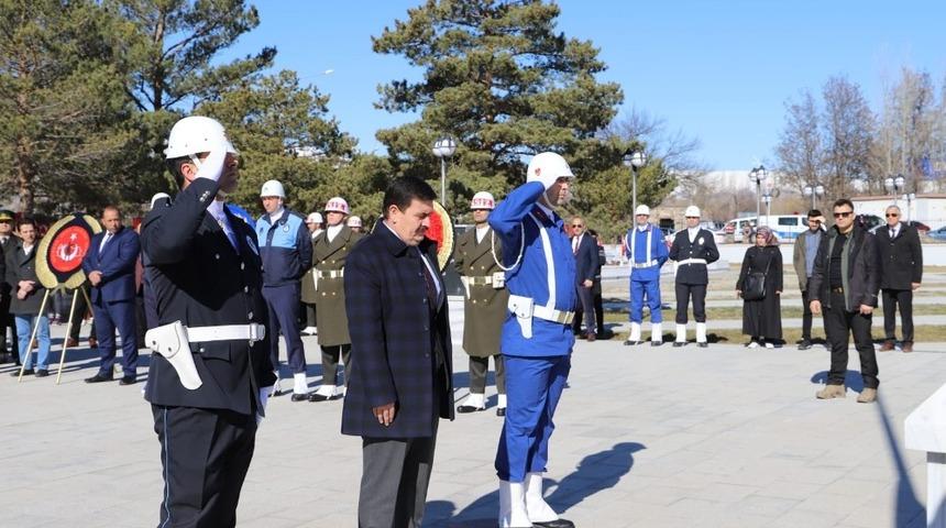 &Ccedil;anakkale Şehitleri Erzincan&rsquo;da anıldı