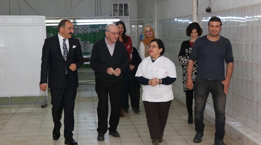 Ege Yaş Meyve Sebze İhracat&ccedil;ıları Birliği &uuml;ye ilişkileri ekibi kurdu