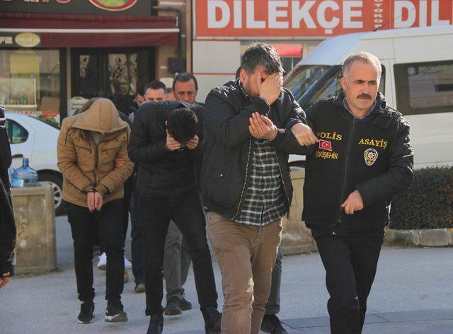 Eskişehir&rsquo;de &rsquo;Bal Tuzağı 5&rsquo; operasyonu 1
