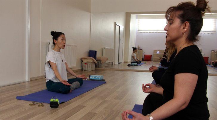 Japon gelinden Elazığlı kadınlara yoga eğitimi  G2