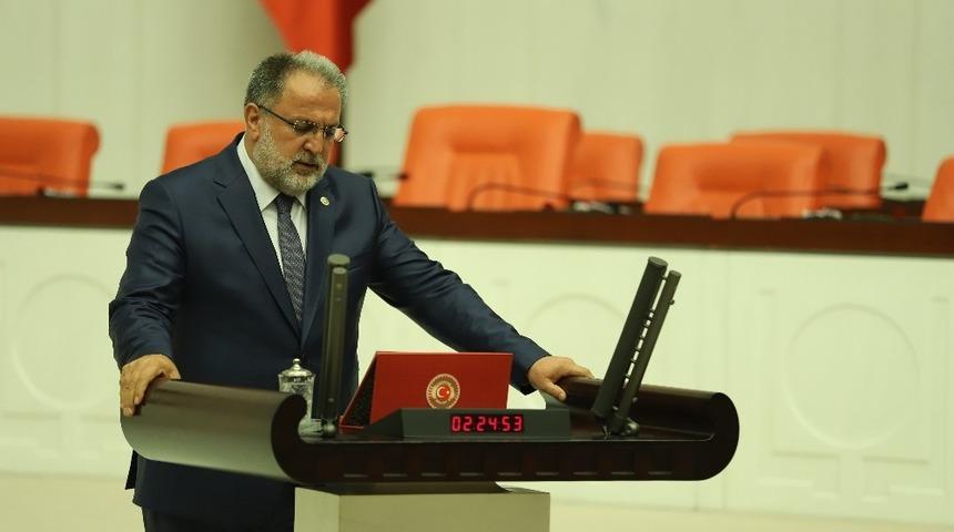 AK Parti&rsquo;li G&uuml;la&ccedil;ar: &ldquo;&Ccedil;anakkale&rsquo;de &uuml;mmet vardı&rdquo;