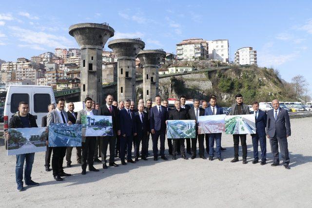 Dr. Ömer Selim Alan, Karalemas Kent Park projesini yerinde tanıttı