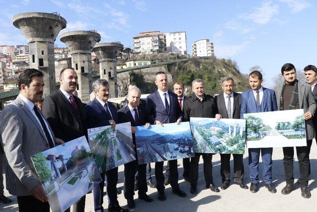 Dr. Ömer Selim Alan, Karalemas Kent Park projesini yerinde tanıttı