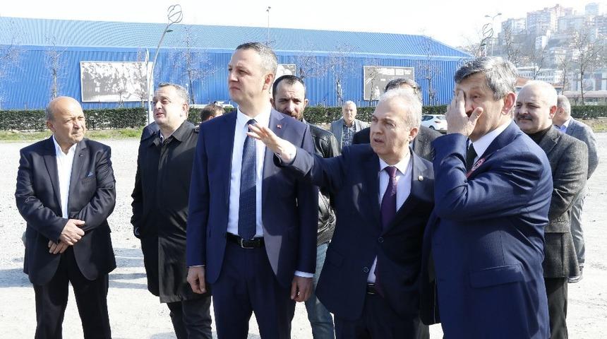 Dr. &Ouml;mer Selim Alan, Karalemas Kent Park projesini yerinde tanıttı