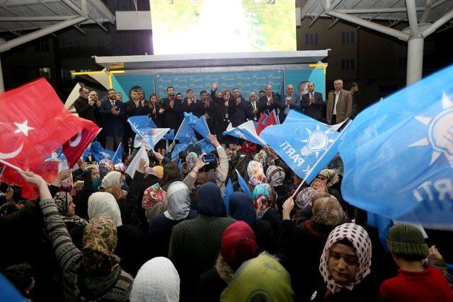 Kara tren, Gaziray’a dönüştü