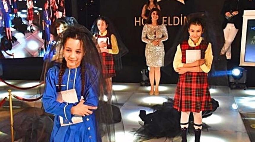 Tasarımcı Bent&rsquo;ten, &ccedil;ocuk gelinlere dikkat &ccedil;ekmek i&ccedil;in &ouml;nemli proje