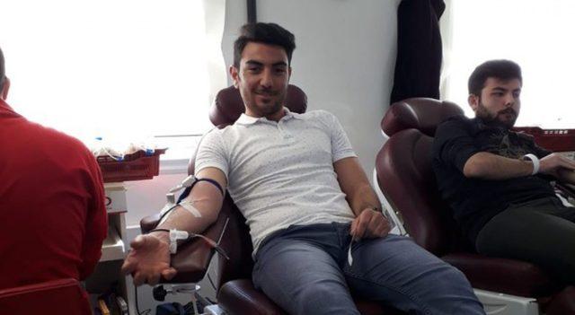 DPÜ’den 820 ünite kan bağışı