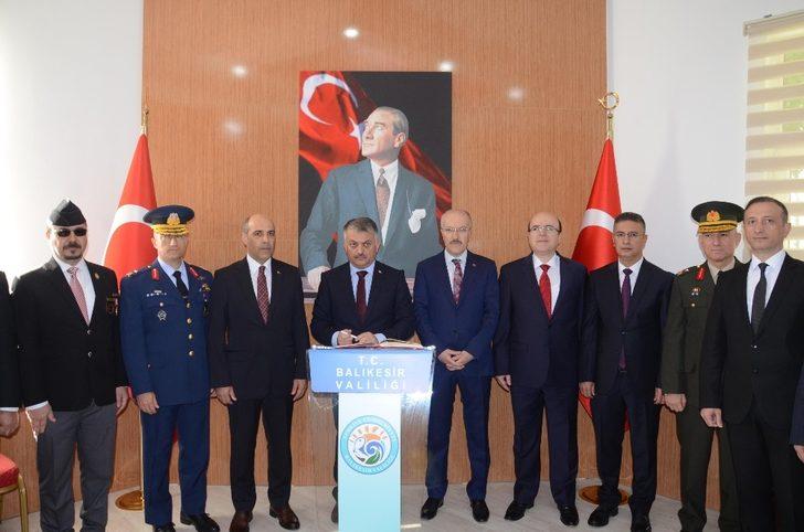 Şehitler gözyaşları ve dualarla anıldı G2