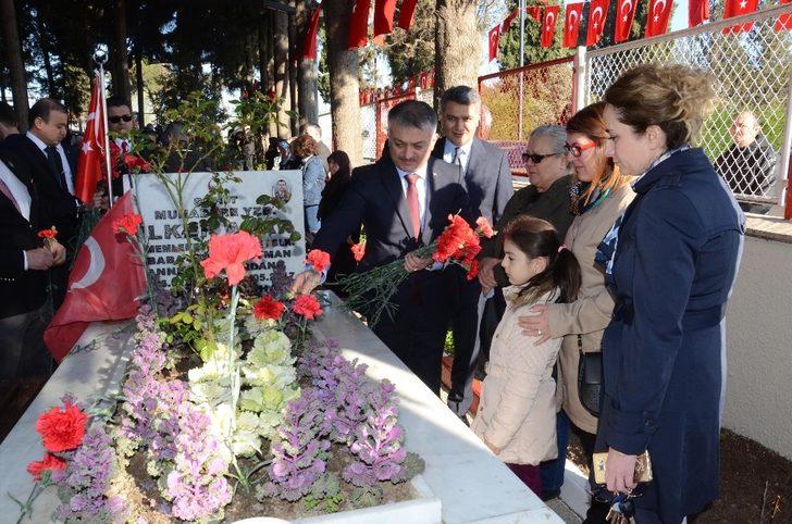 Şehitler gözyaşları ve dualarla anıldı G3