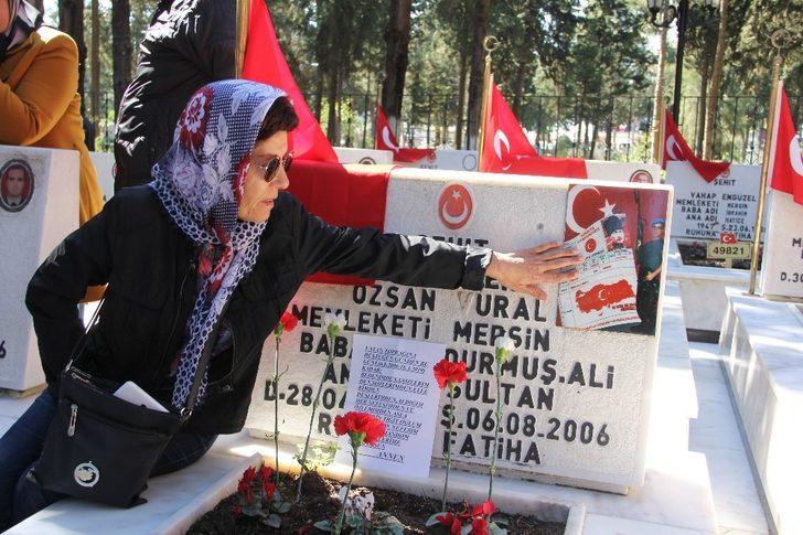 Mersin Şehitliğinde duygulandıran tören G3