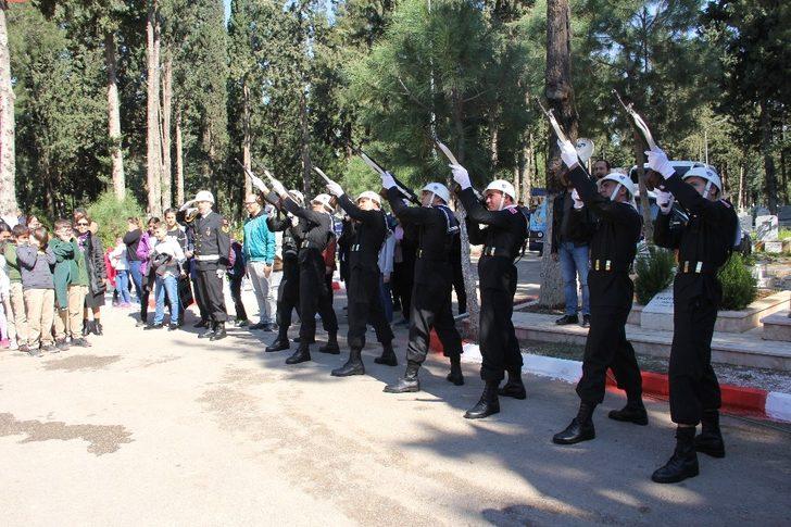 Mersin Şehitliğinde duygulandıran tören G4