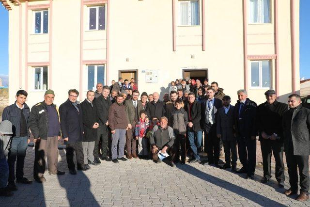 Başkan Çolakbayrakdar, “Vatandaşlarımızın Huzuru Ve Mutluluğu İçin Çalışıyoruz”