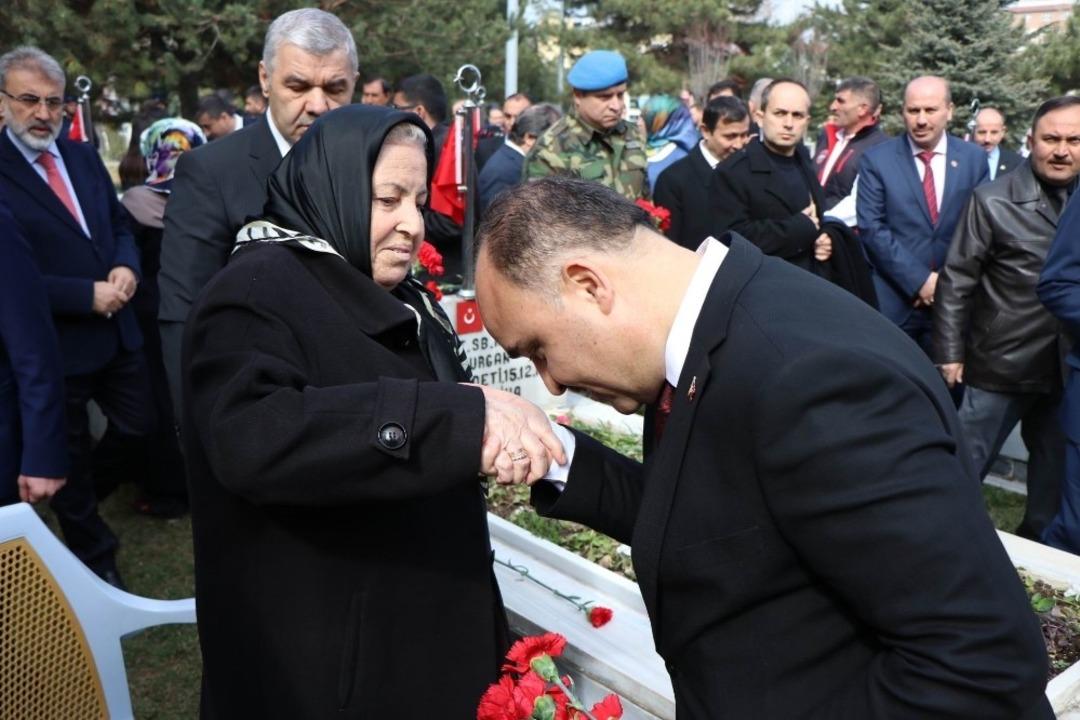 Şehitler Kayseri&rsquo;de dualarla anıldı