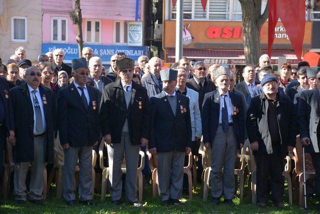 Sinop’ta Çanakkale şehitleri anıldı