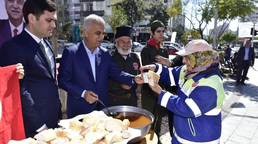 Baş: &rsquo;&rsquo;18 Mart, yokluğun varlığı yendiği g&uuml;n&rdquo;