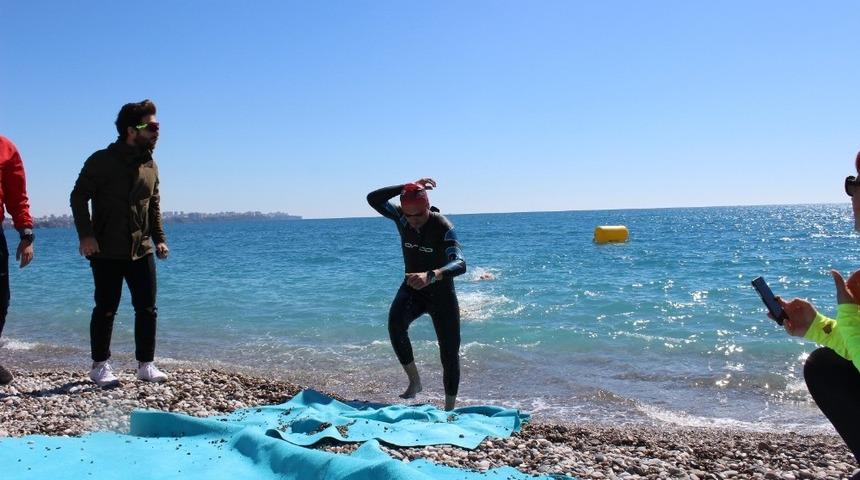 Antalyaspor Triatlon sporcusu Dilber &uuml;&ccedil;&uuml;nc&uuml; oldu