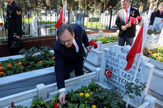 18 Mart Şehitleri dualarla yad edildi