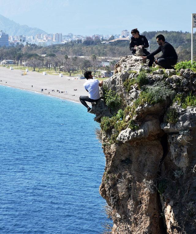 İntihardan komiser Ceren vazgeçirdi