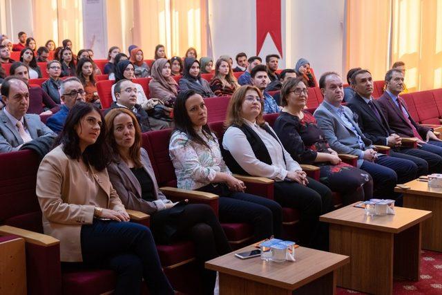 Şeyh Edebali Üniversitesi’nde “Çanakkale Neden Geçilemedi” adlı konferans