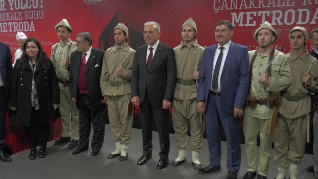 İsmet Yıldırım, &Ccedil;anakkale Zaferi&rsquo;nin yıld&ouml;n&uuml;m&uuml; ve şehitleri anma programlarına katıldı