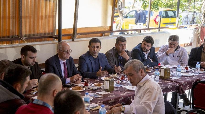 Ömer Günel, esnaf buluşmalarına servisçilerle devam etti