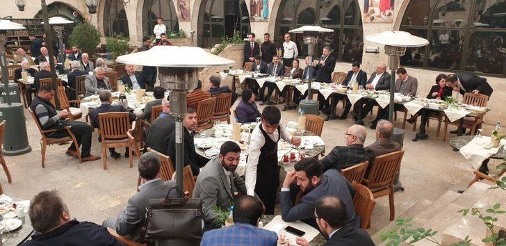 Şanlıurfa’da Nureddin Nebati rüzgarı G4